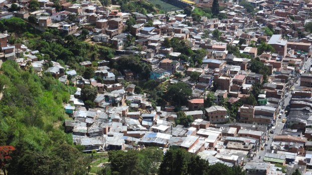 LADERAS COMUNALES POBLADAS MEDELLIN 2015