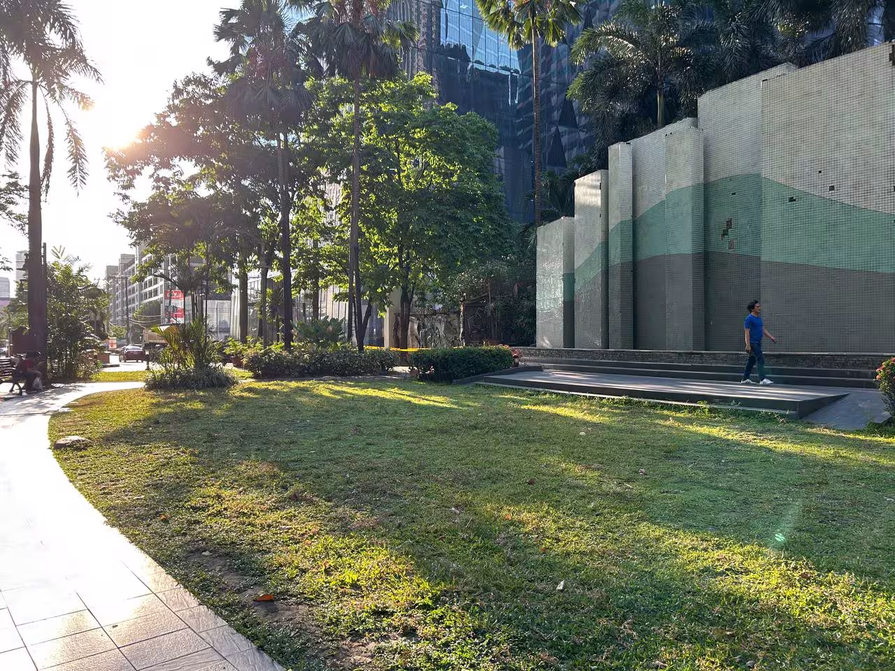 Photo of an Urban Space in Manila